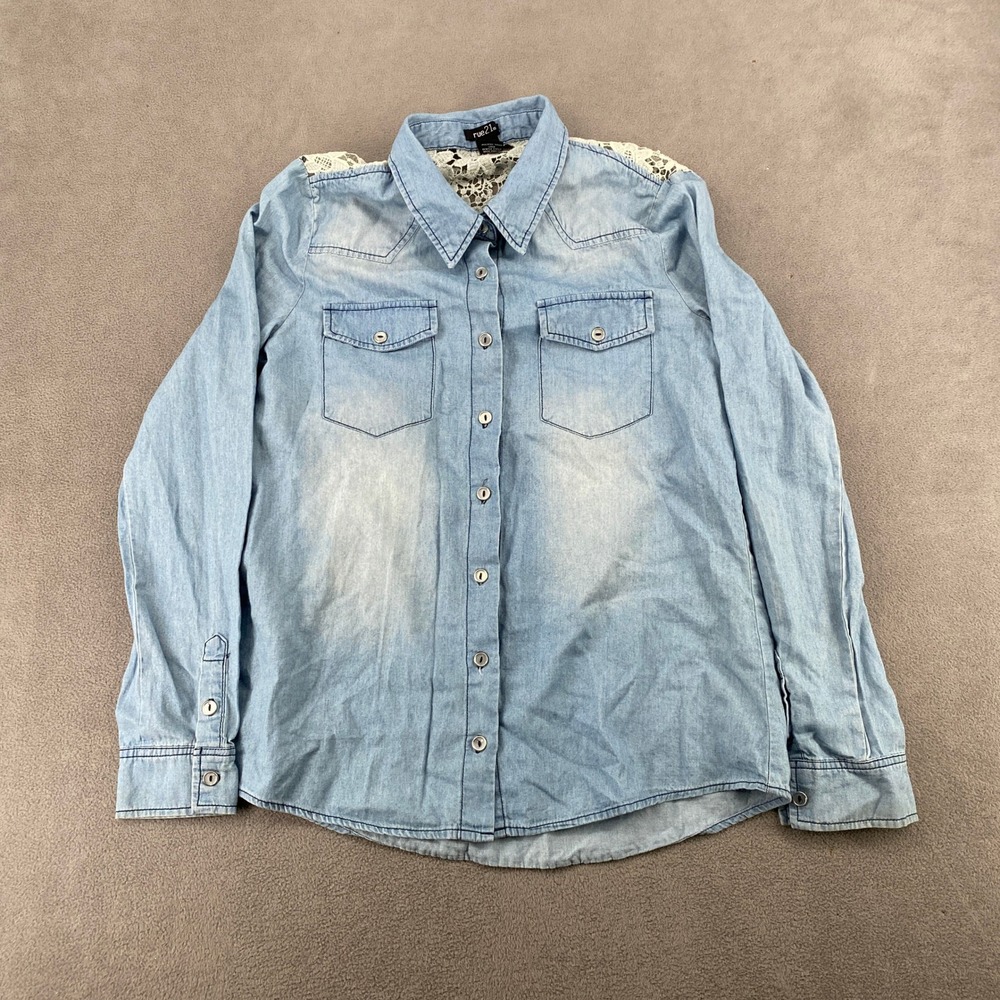 Rue21 Womens Y2K Light Wash Denim Chambray Shirt Lace Back Floral Crochet Med